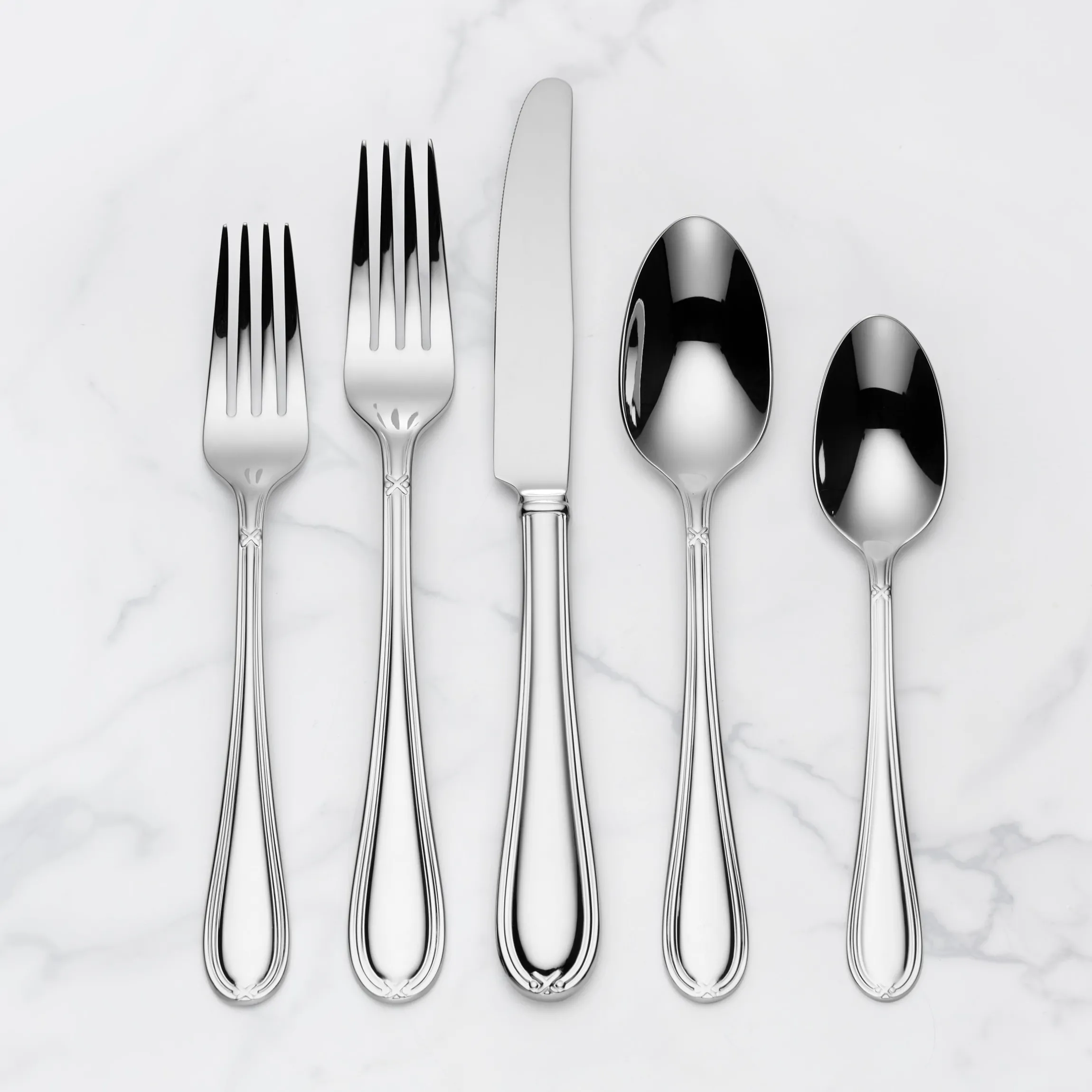Ashbridge 80-Piece Flatware Set