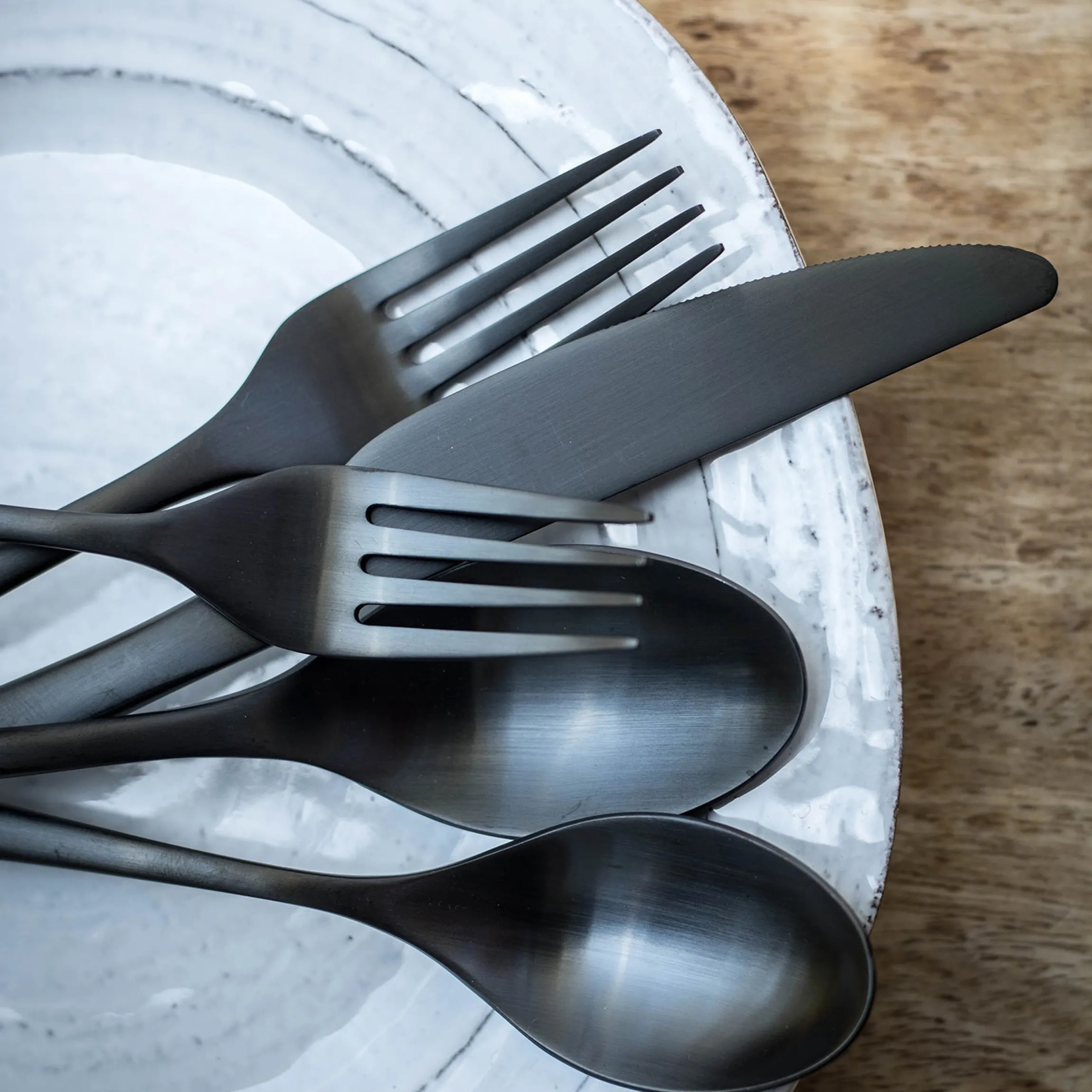 Averie Black Satin 20-Piece Flatware Set
