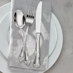 Azalea 20-Piece Flatware Set