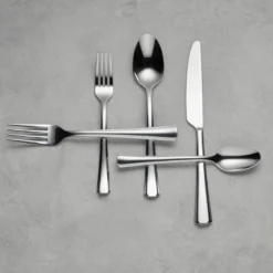 Bleeker 20-Piece Flatware Set