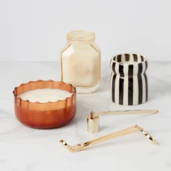 Botanica Cotton & Teak 8oz Candle
