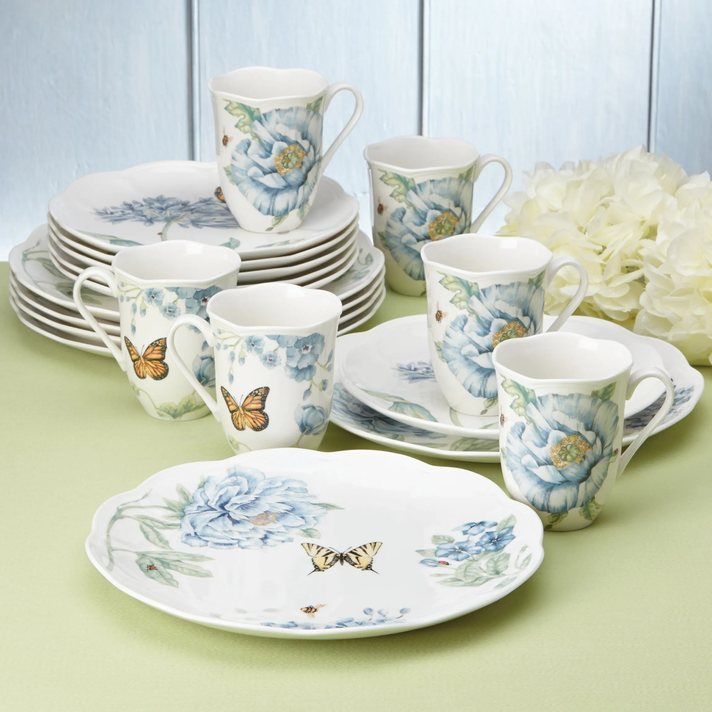 Butterfly Meadow Blue 18-Piece Dinnerware Set