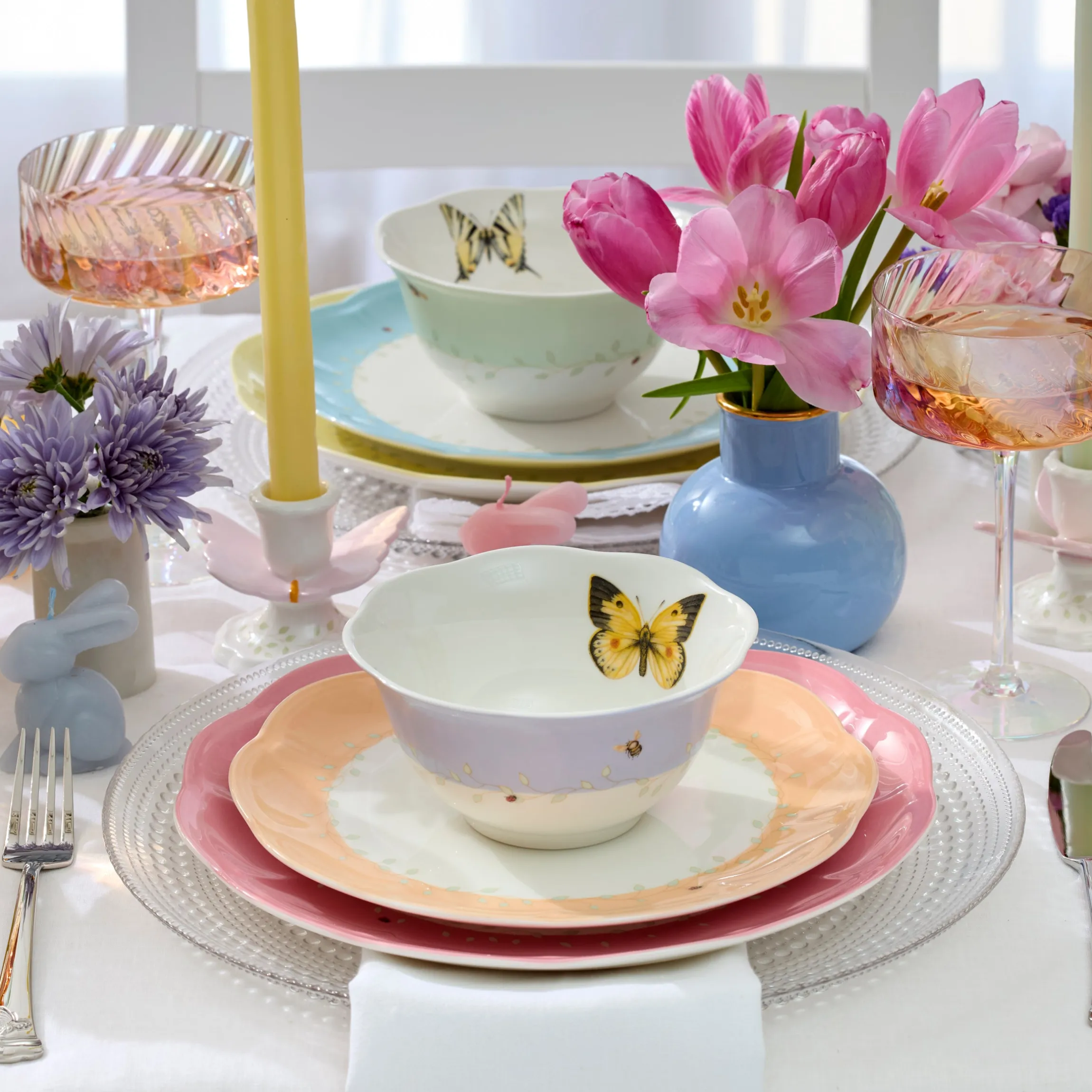 Butterfly Meadow Colors 18-Piece Dinnerware Set