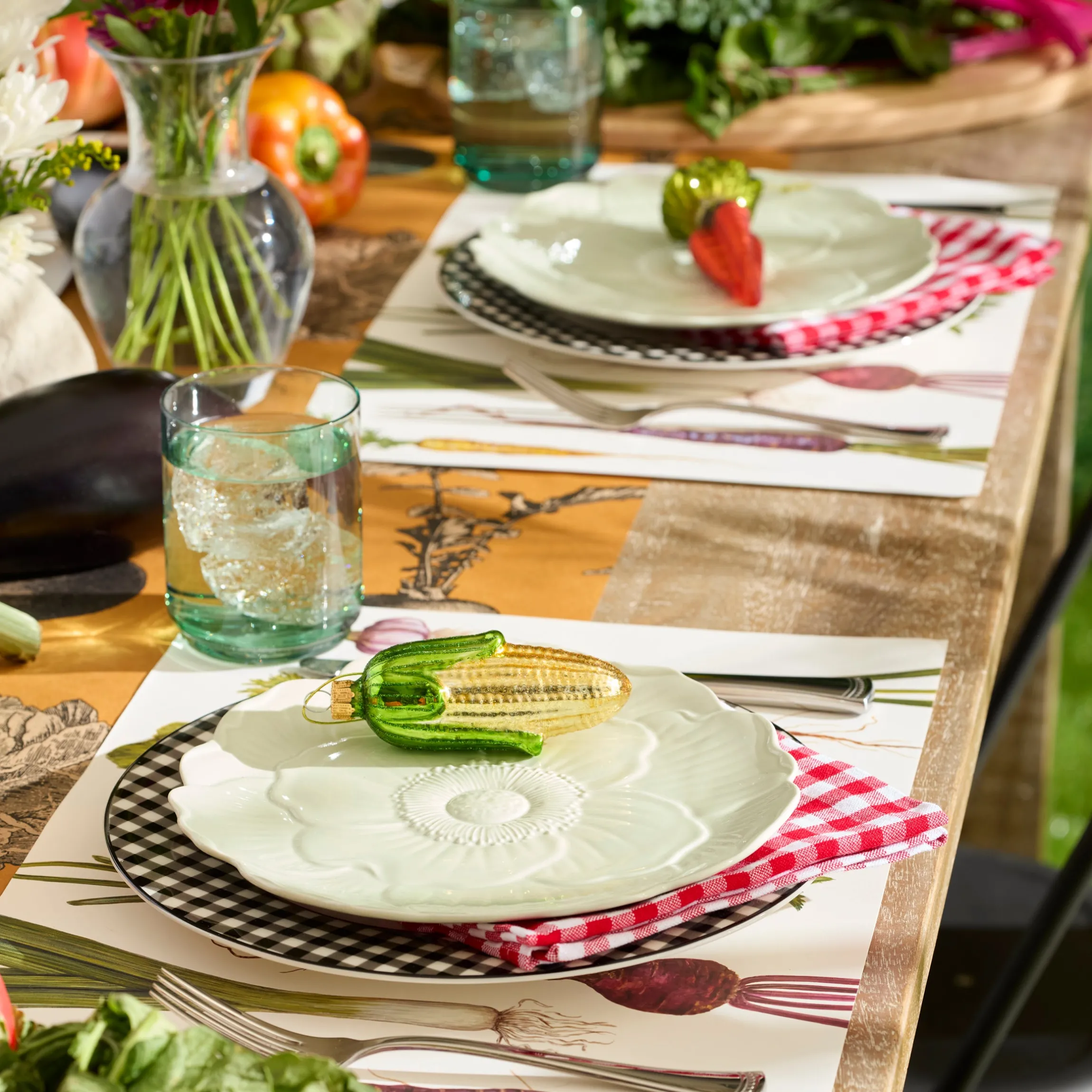 Butterfly Meadow Floral Green Accent Plates, Set of 4