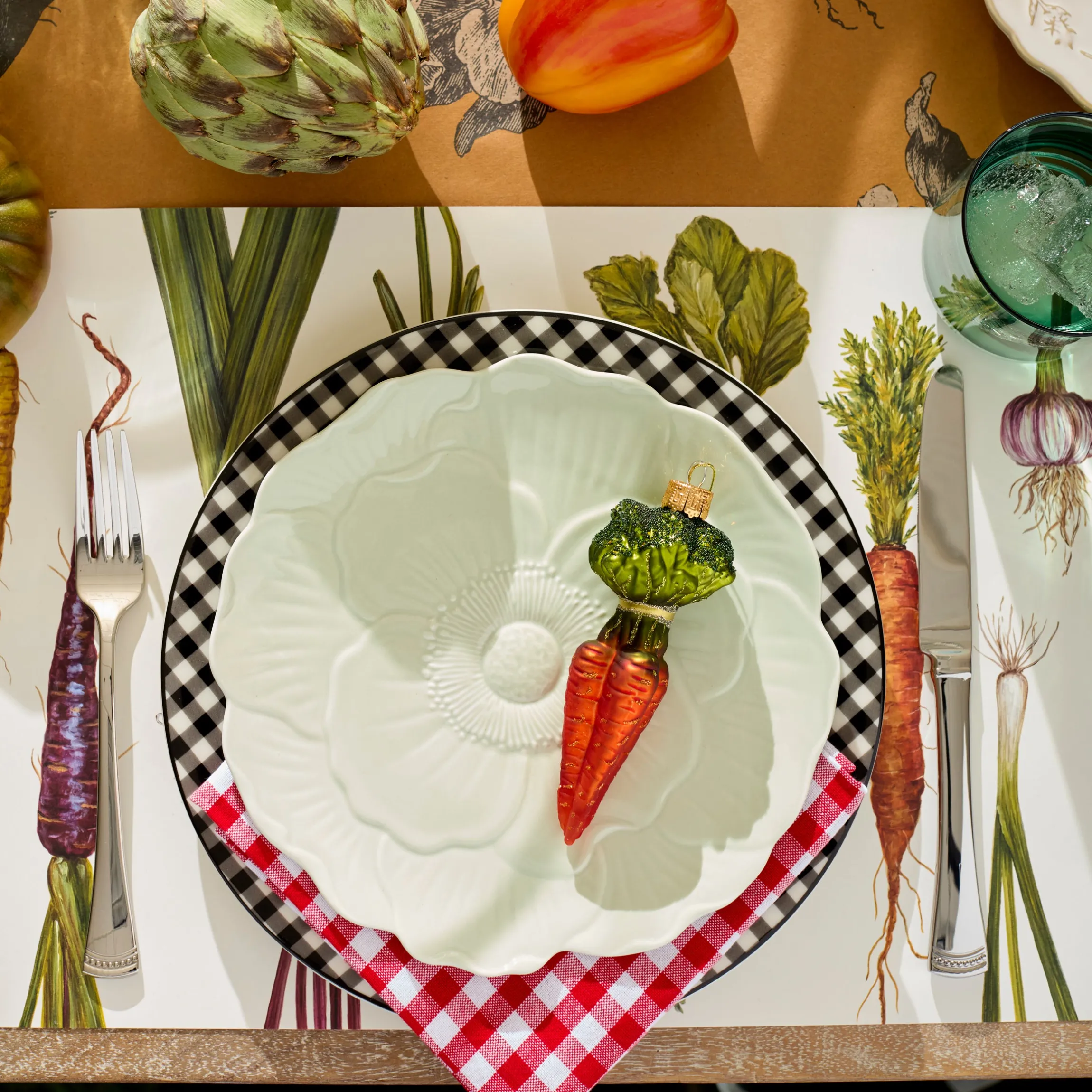 Butterfly Meadow Floral Green Accent Plates, Set of 4