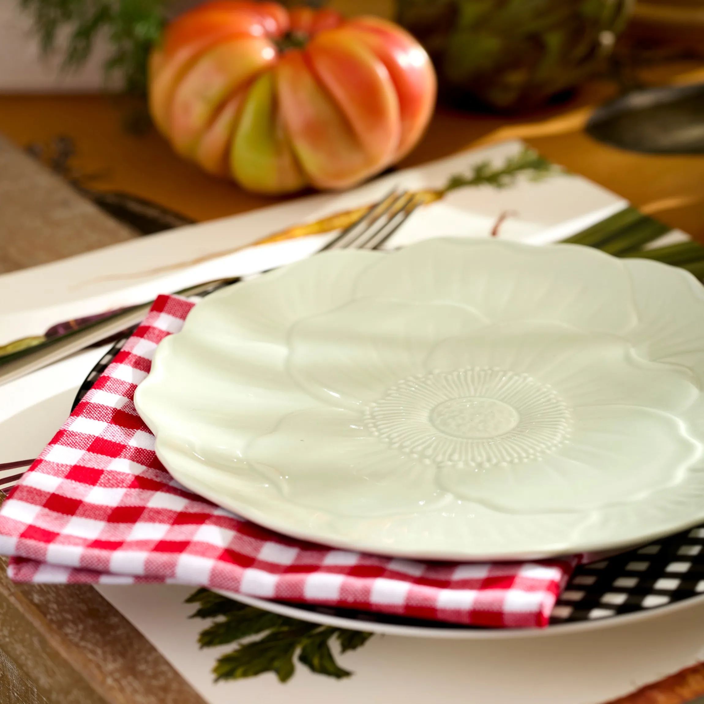 Butterfly Meadow Floral Green Accent Plates, Set of 4