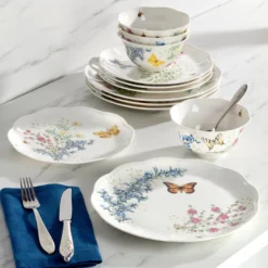 Butterfly Meadow Herbs 12-Piece Dinnerware Set
