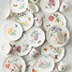Butterfly Meadow 24-Piece Dinnerware Set