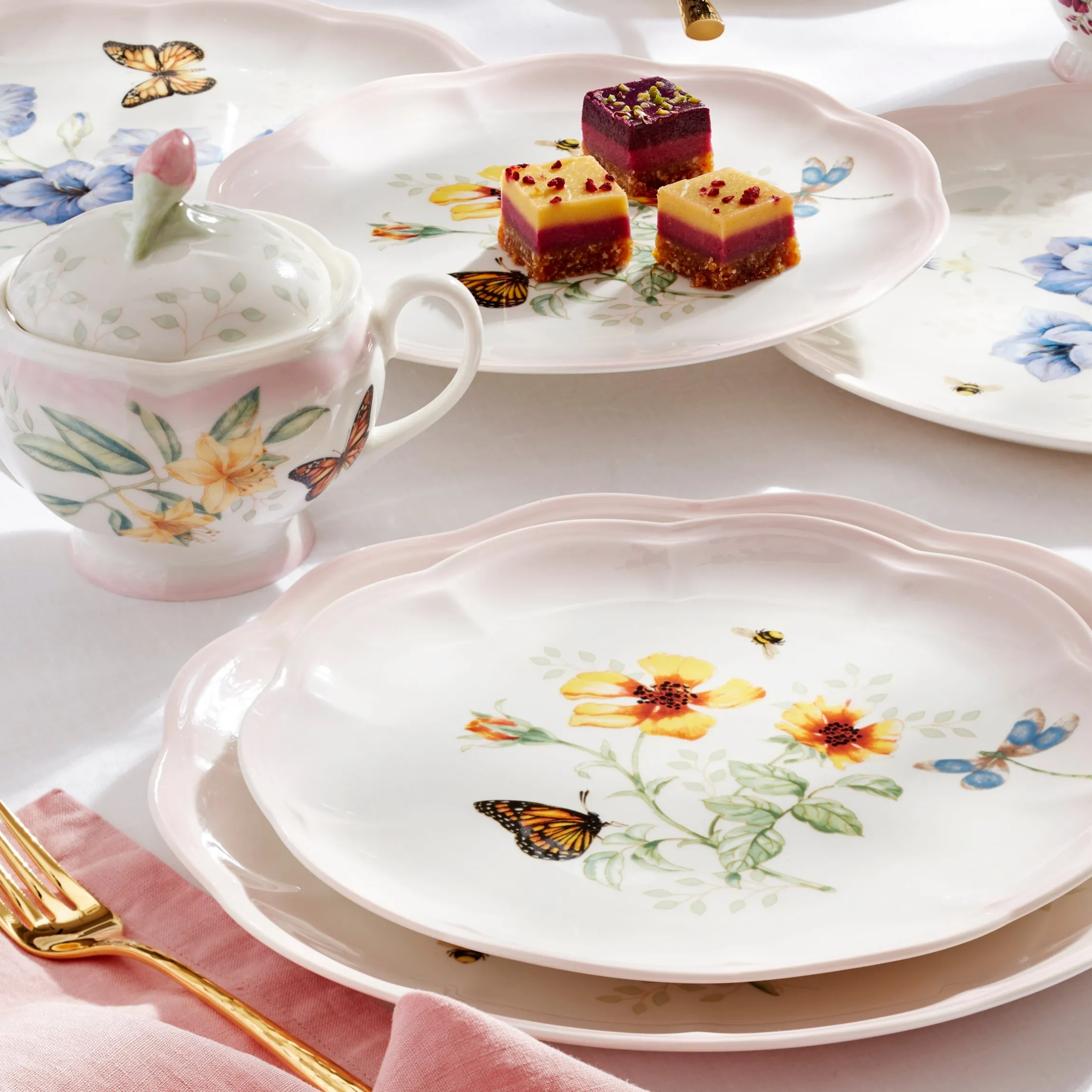 Butterfly Meadow Pink 12-Piece Dinnerware Set