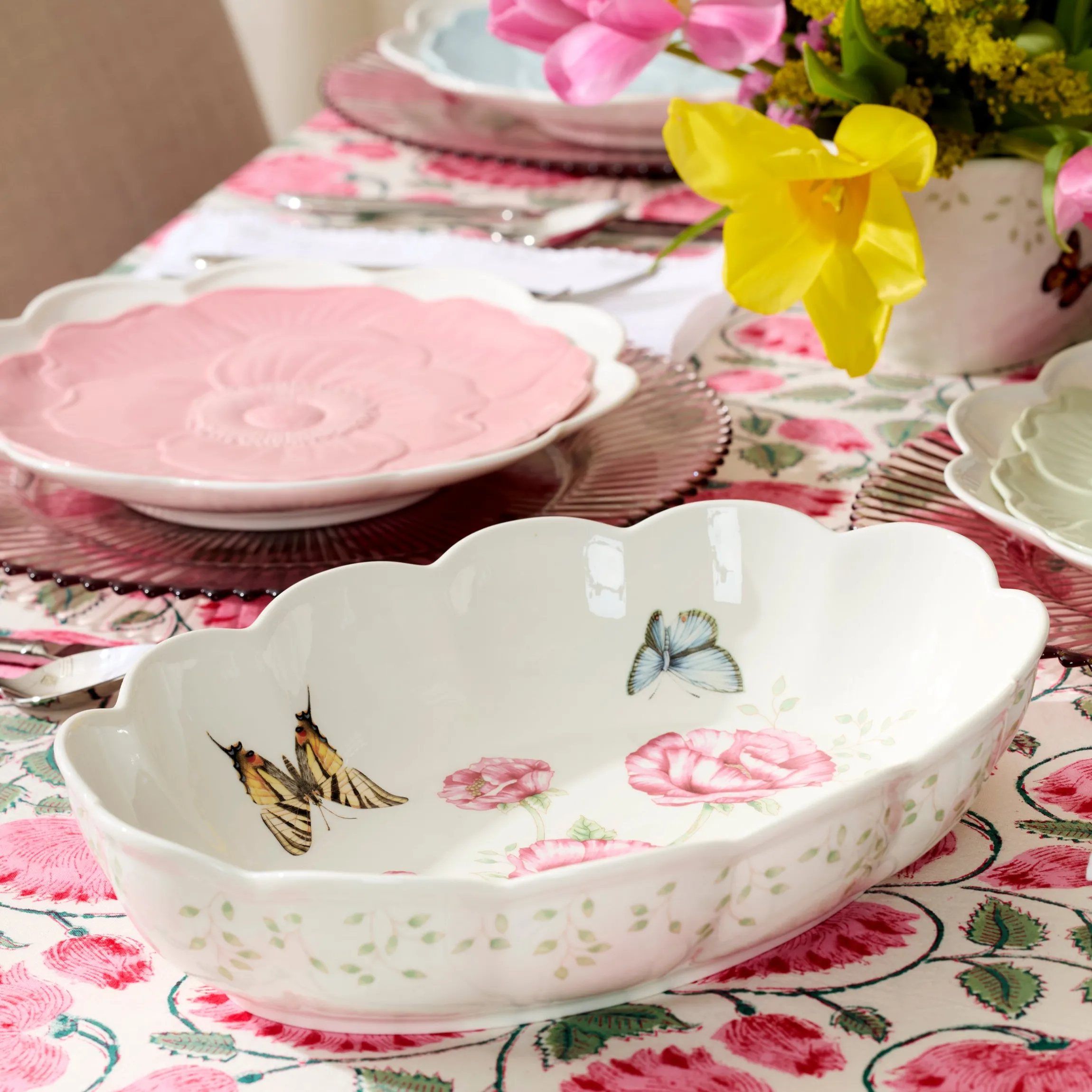 Butterfly Meadow Scalloped Oval Baker