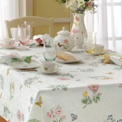 Butterfly Meadow 60x102 Tablecloth