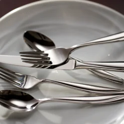 Camlynn 20-Piece Flatware Set