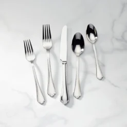 Chelse Muse 65-Piece Flatware Set
