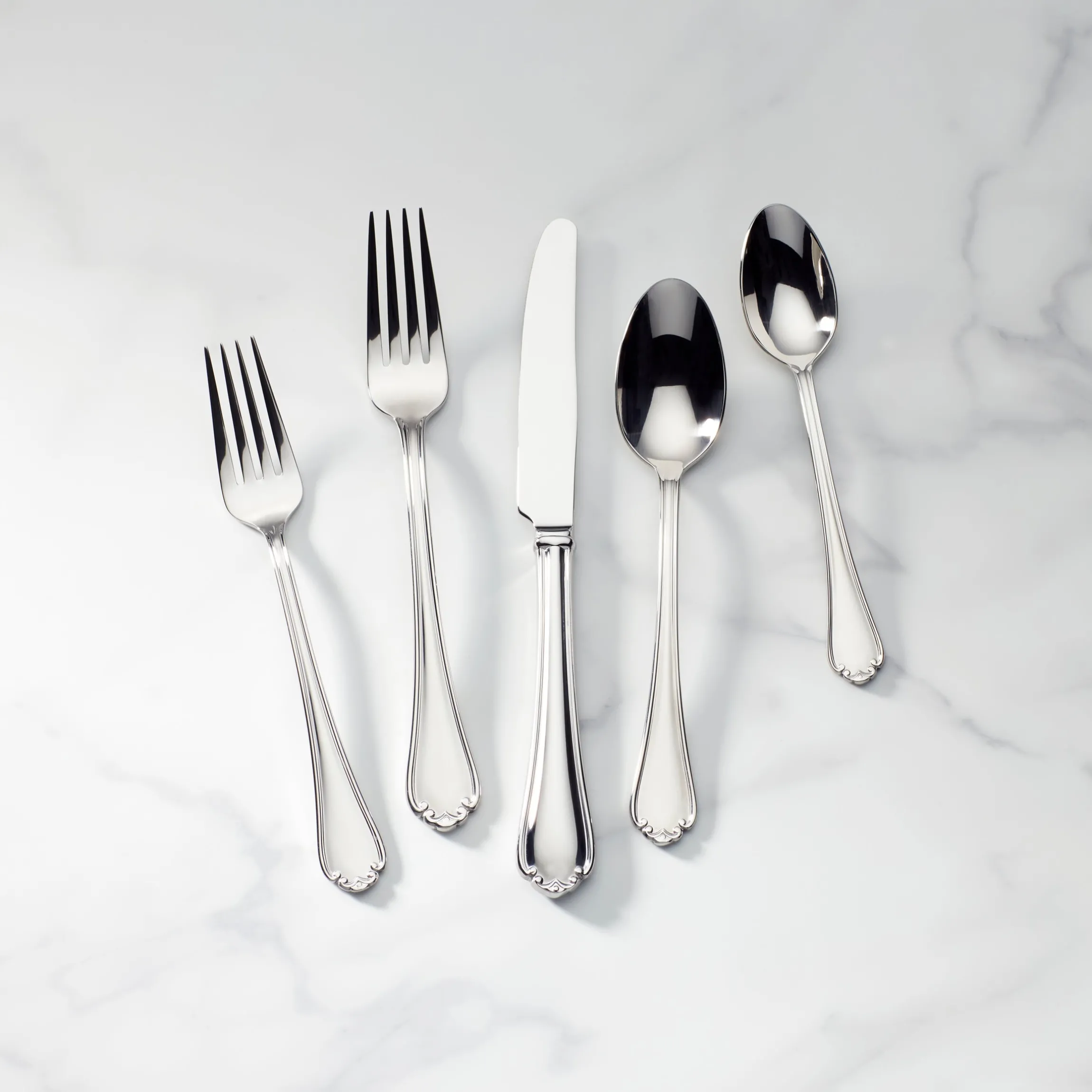 Chelse Muse 65-Piece Flatware Set