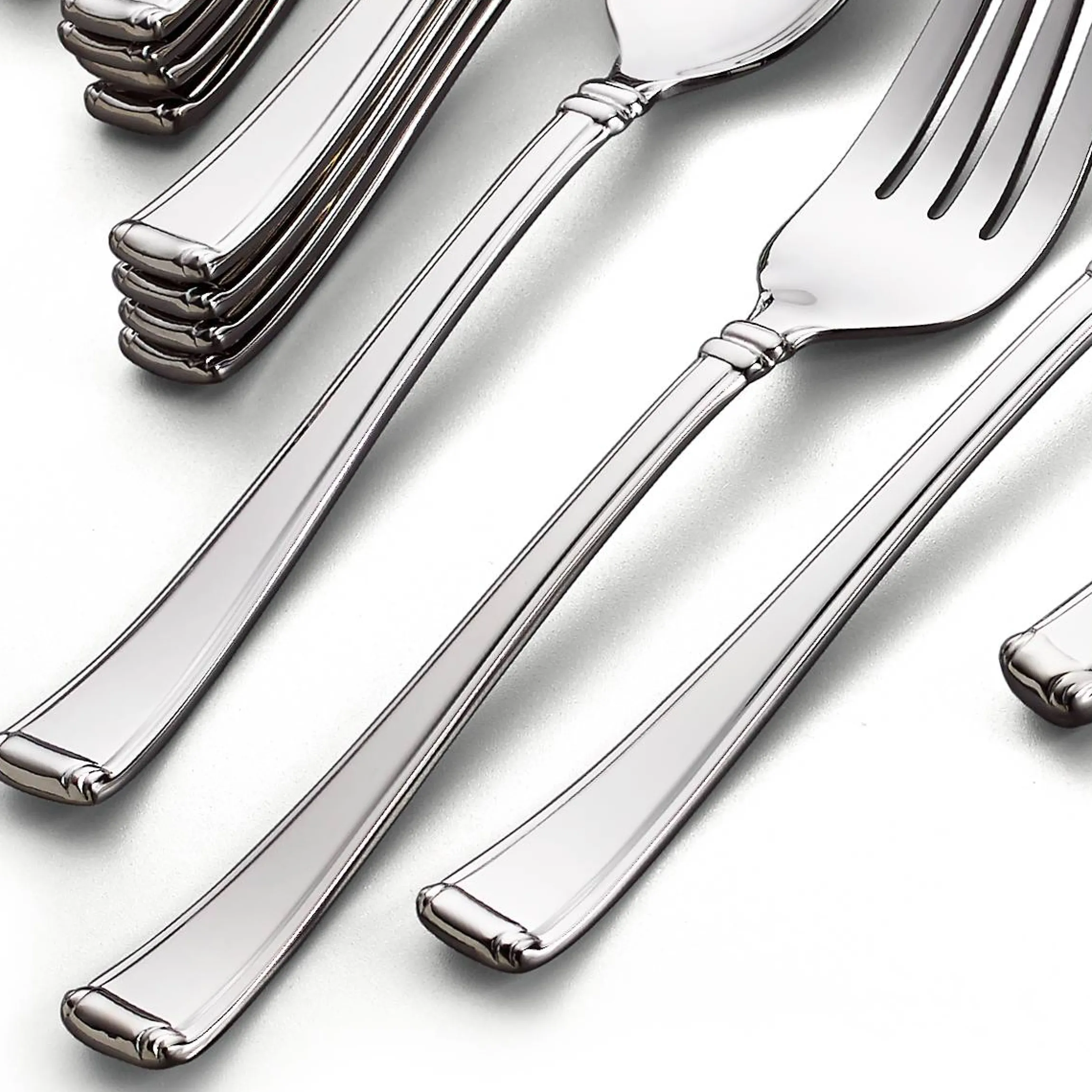 Column 45-Piece Flatware Set