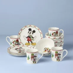 Disney Holiday 12-Piece Dessert Set