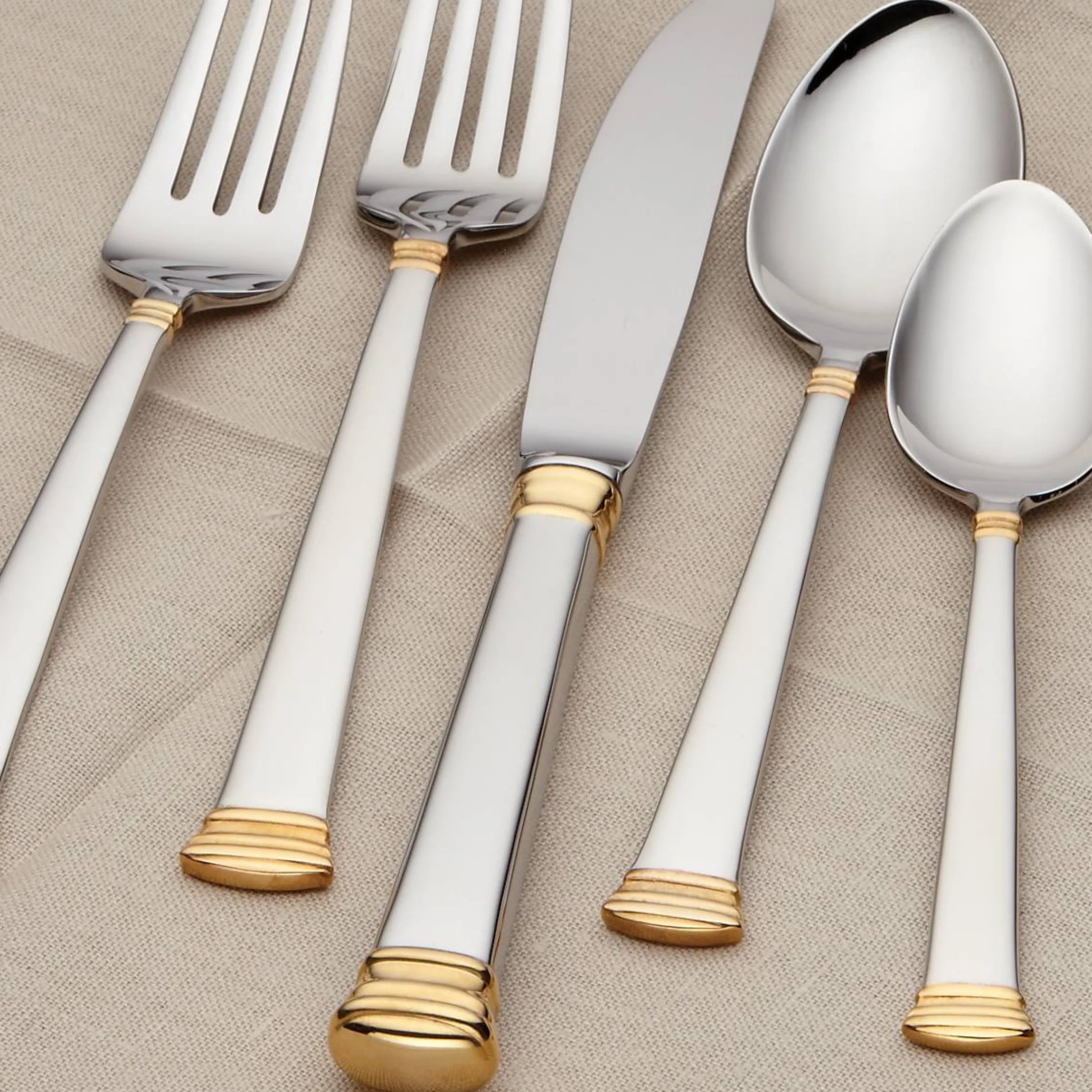 Eternal Gold 5-Piece Place Setting