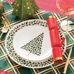 Evergreen 12-Piece Dinnerware Set