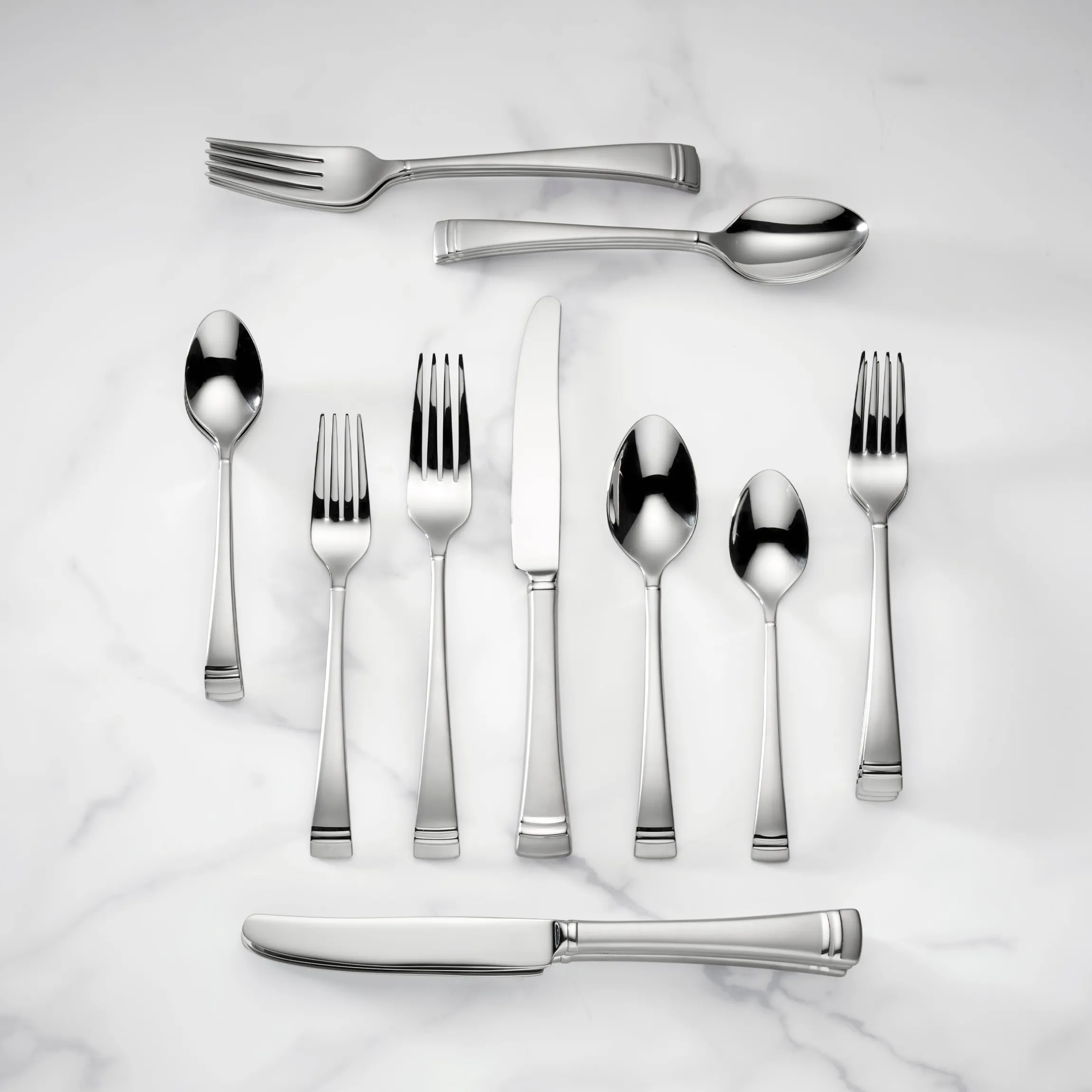 Federal Platinum Frosted 20-Piece Flatware Set
