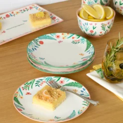 First Blooms Accent Plates, Set of 4