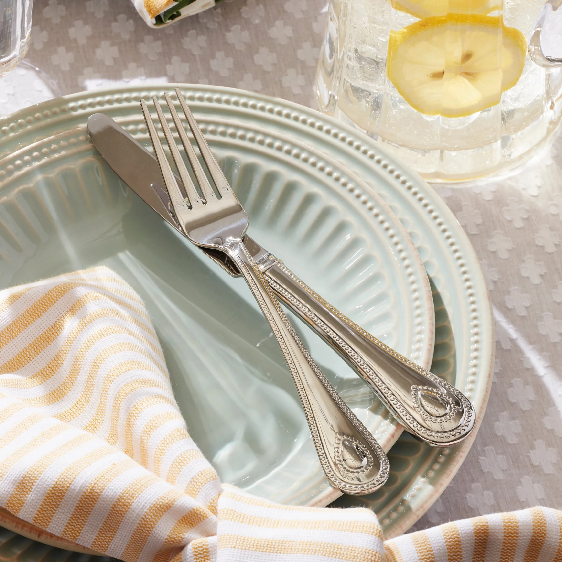 French Perle 65-Piece Flatware Set