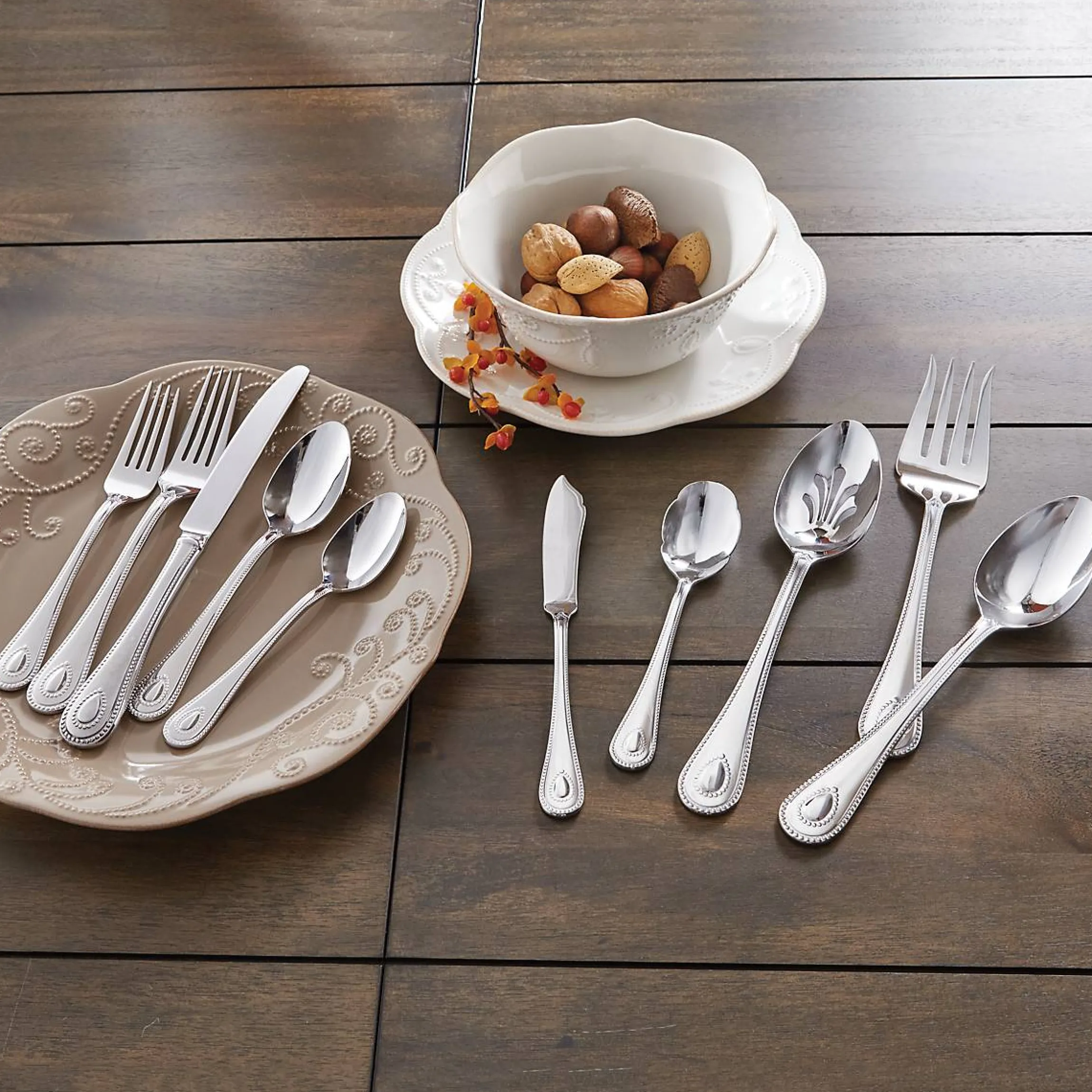 French Perle 65-Piece Flatware Set