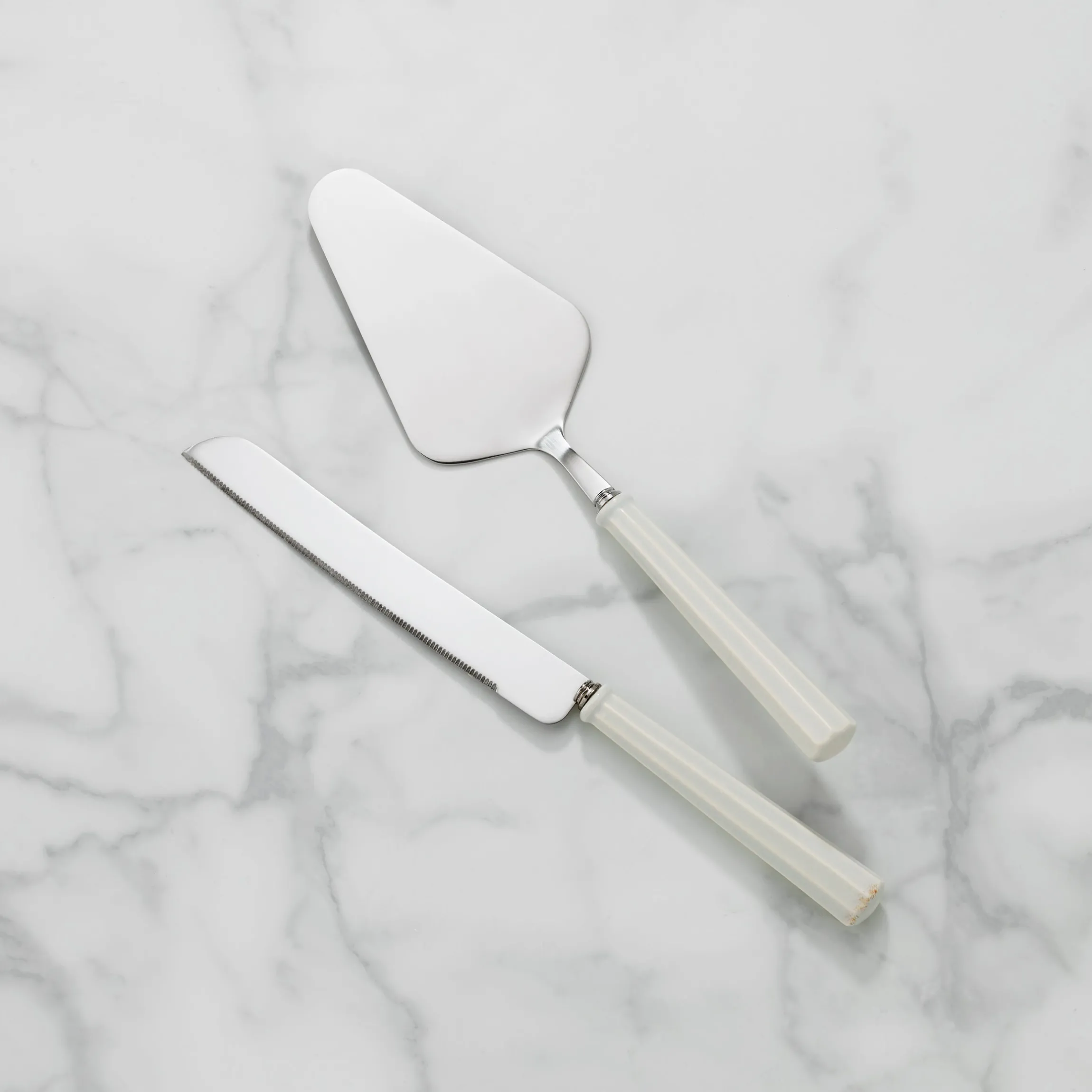 French Perle Scallop 2-Piece Dessert Set