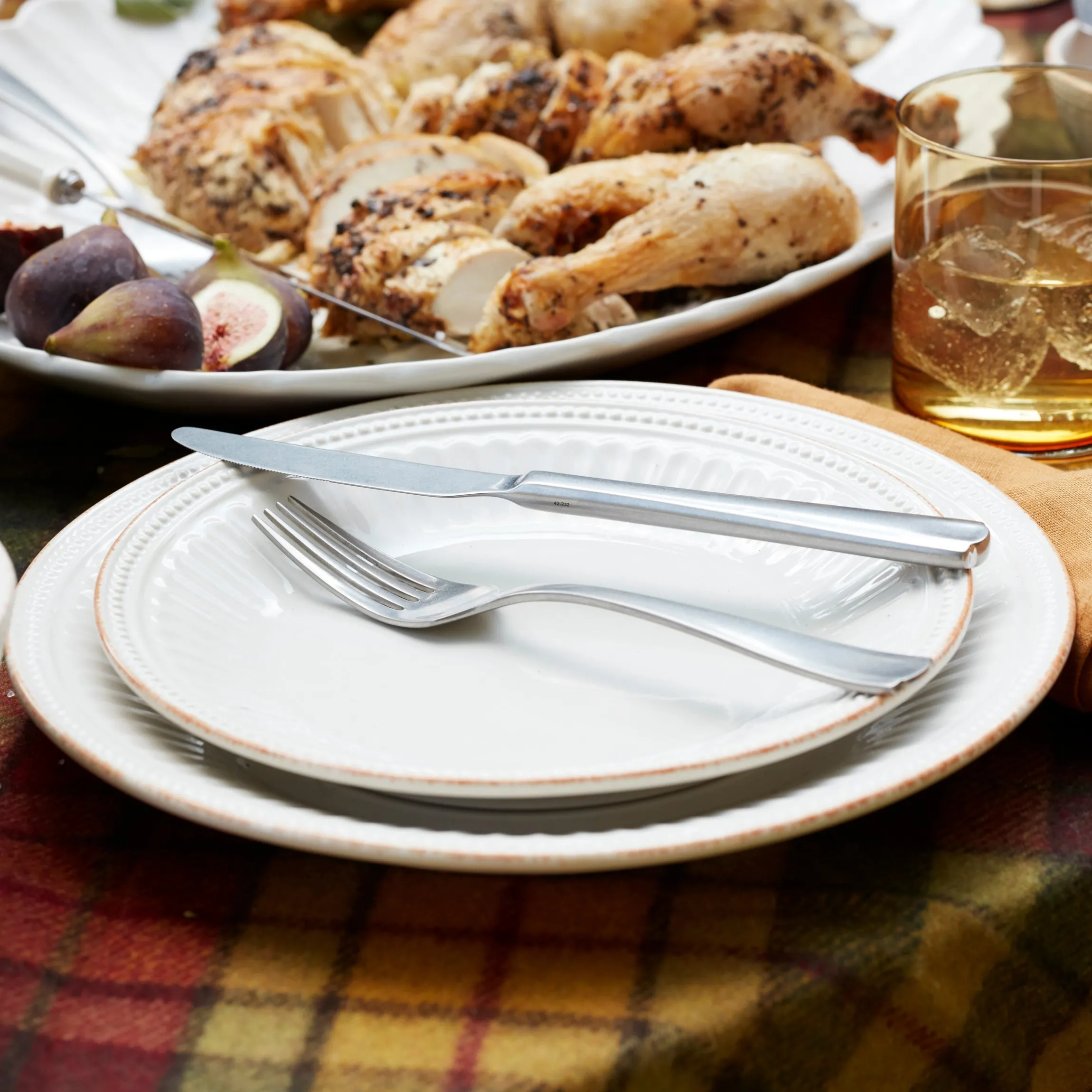 French Perle Scallop Vintage 65-Piece Flatware Set