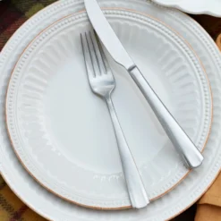 French Perle Scallop Vintage 65-Piece Flatware Set