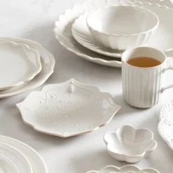 French Perle Scallop White Mini Dish