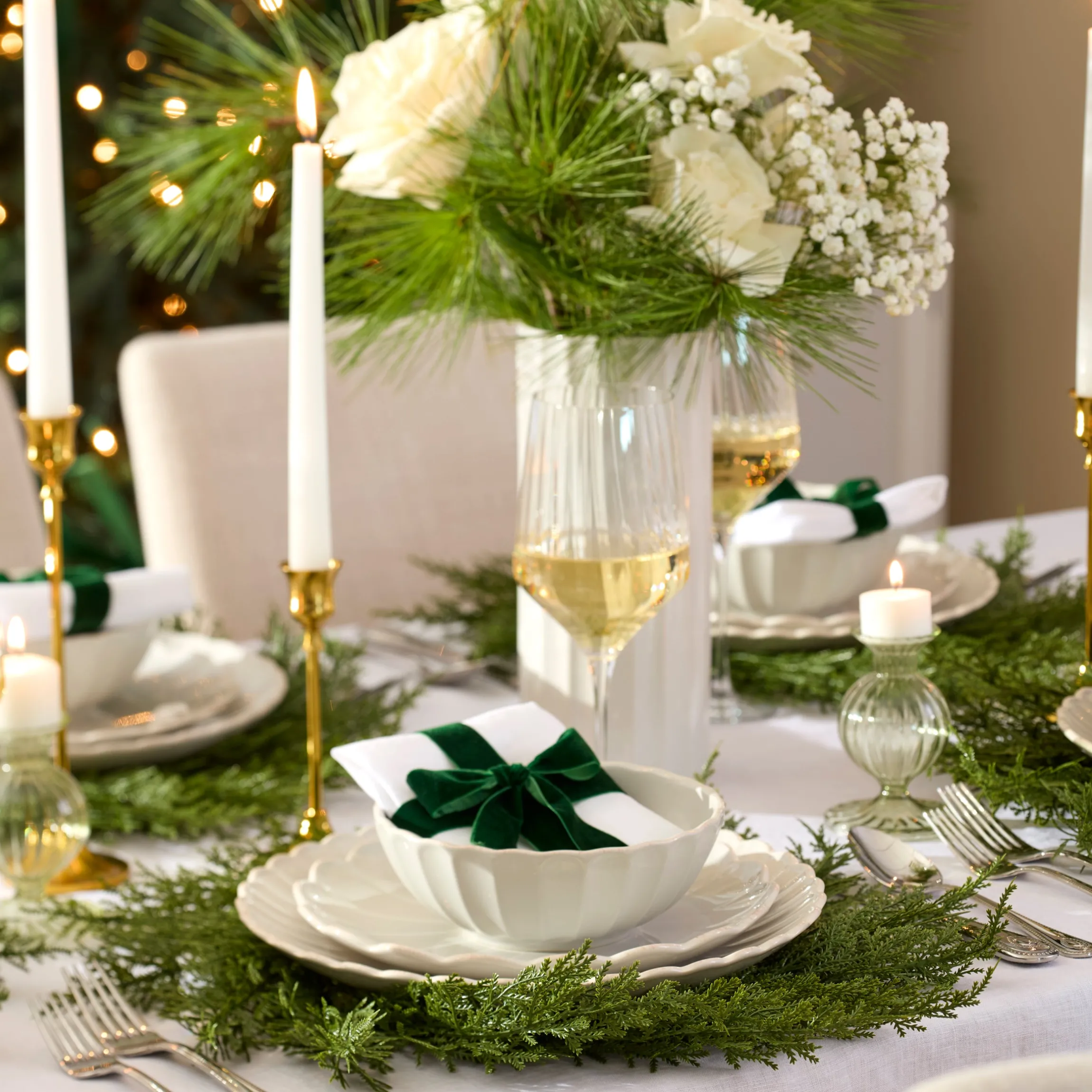 French Perle Scallop White 12-Piece Dinnerware Set