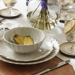 French Perle Scallop White 18-Piece Dinnerware Set