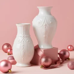 French Perle White Bouquet Vase