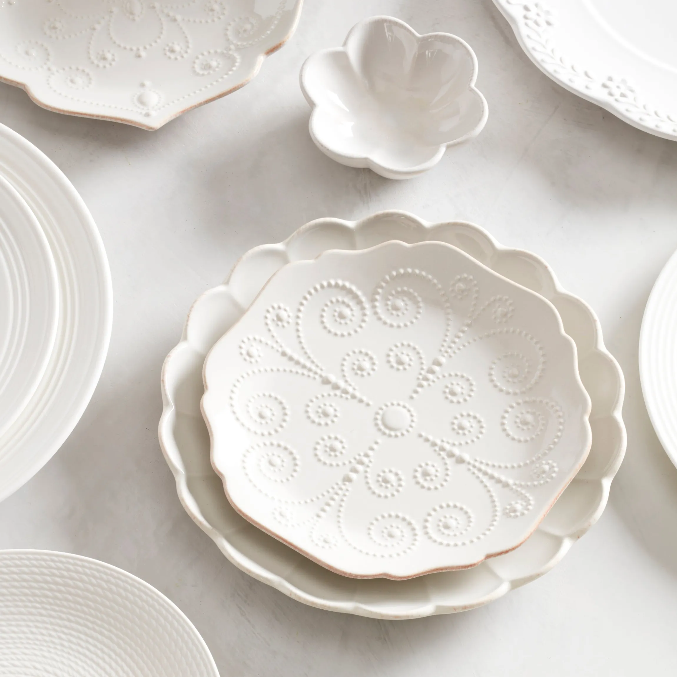 French Perle White 4-Piece Dessert Set