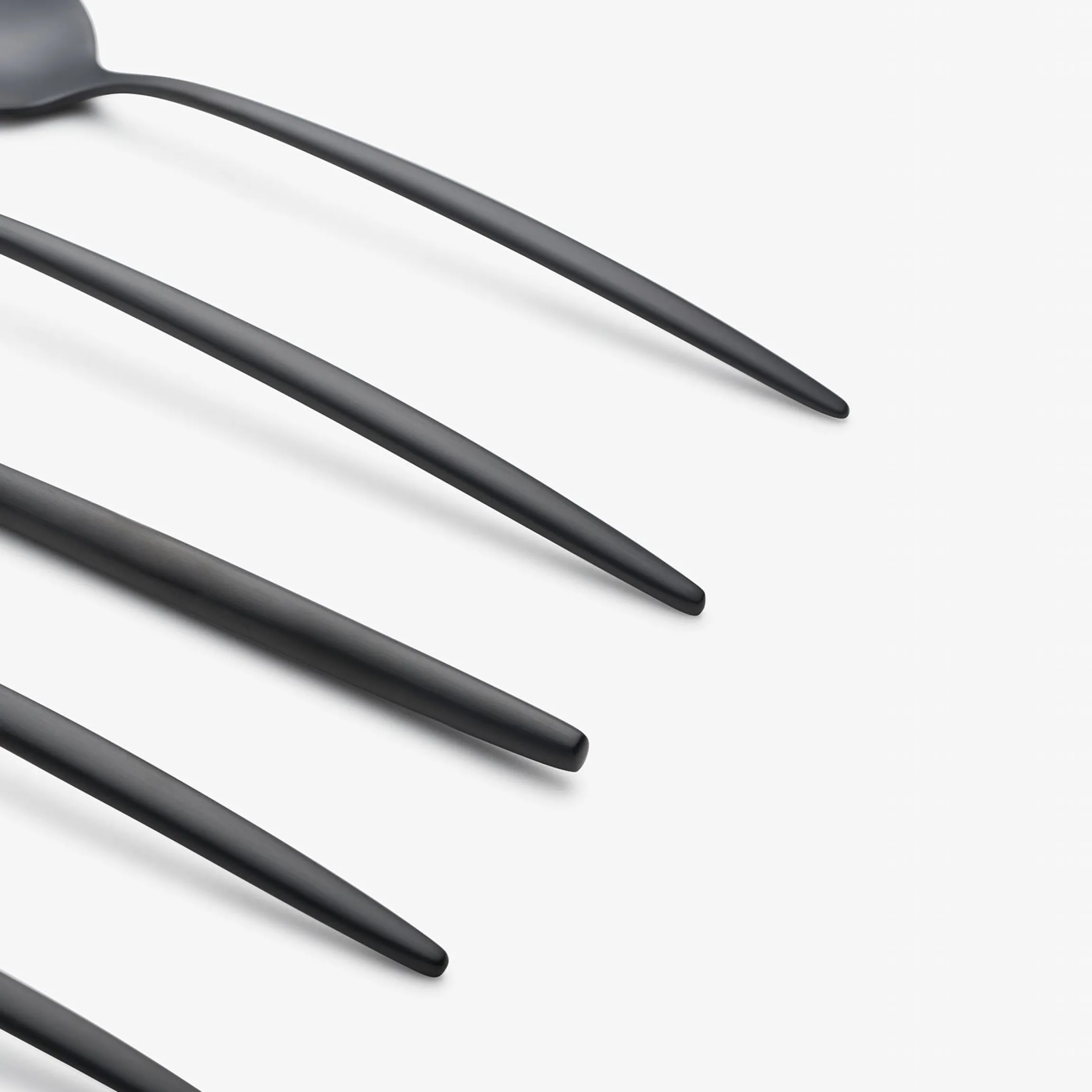 Gaze Black Satin 20-Piece Flatware Set