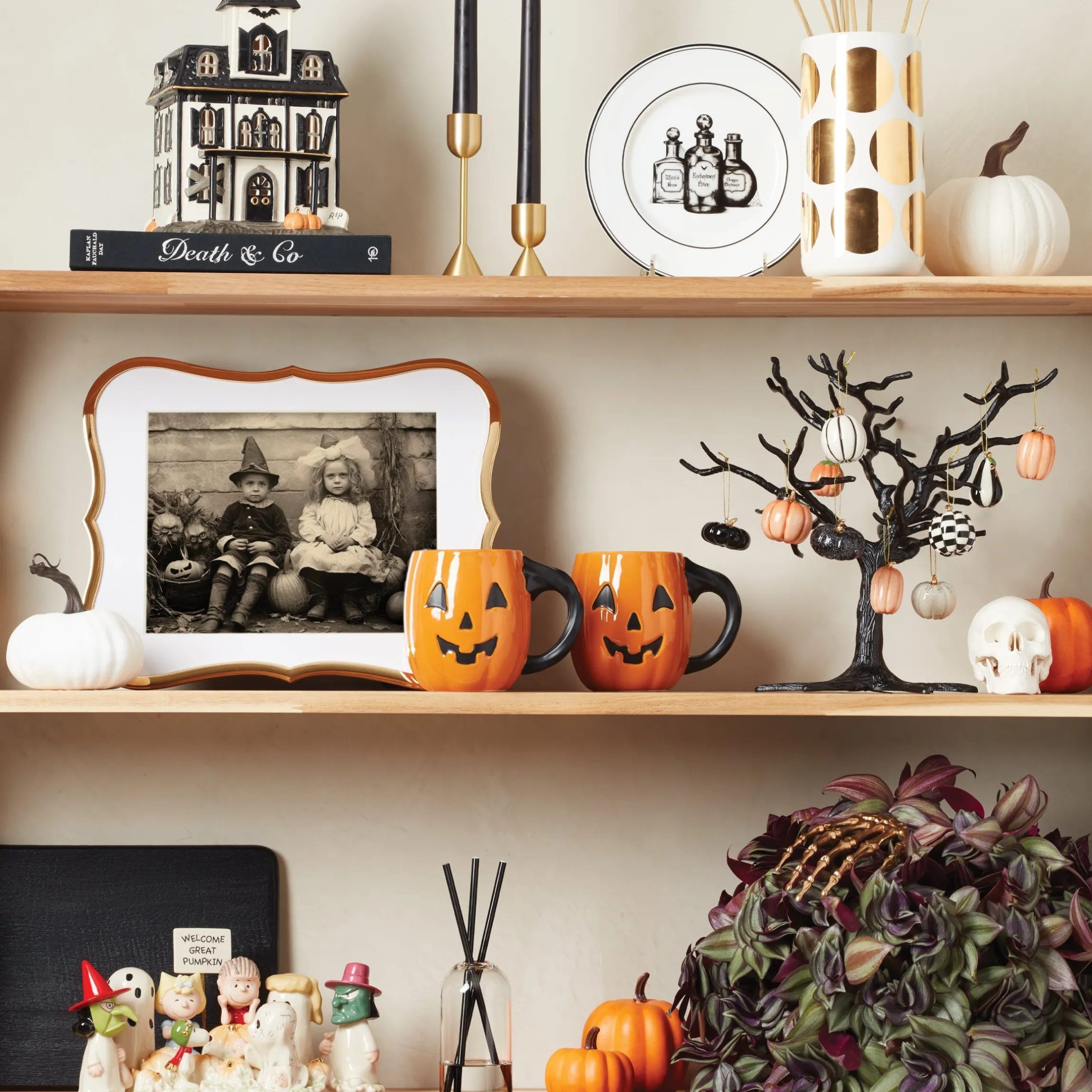 Halloween Figural Pumpkin Mugs, Set of 4
