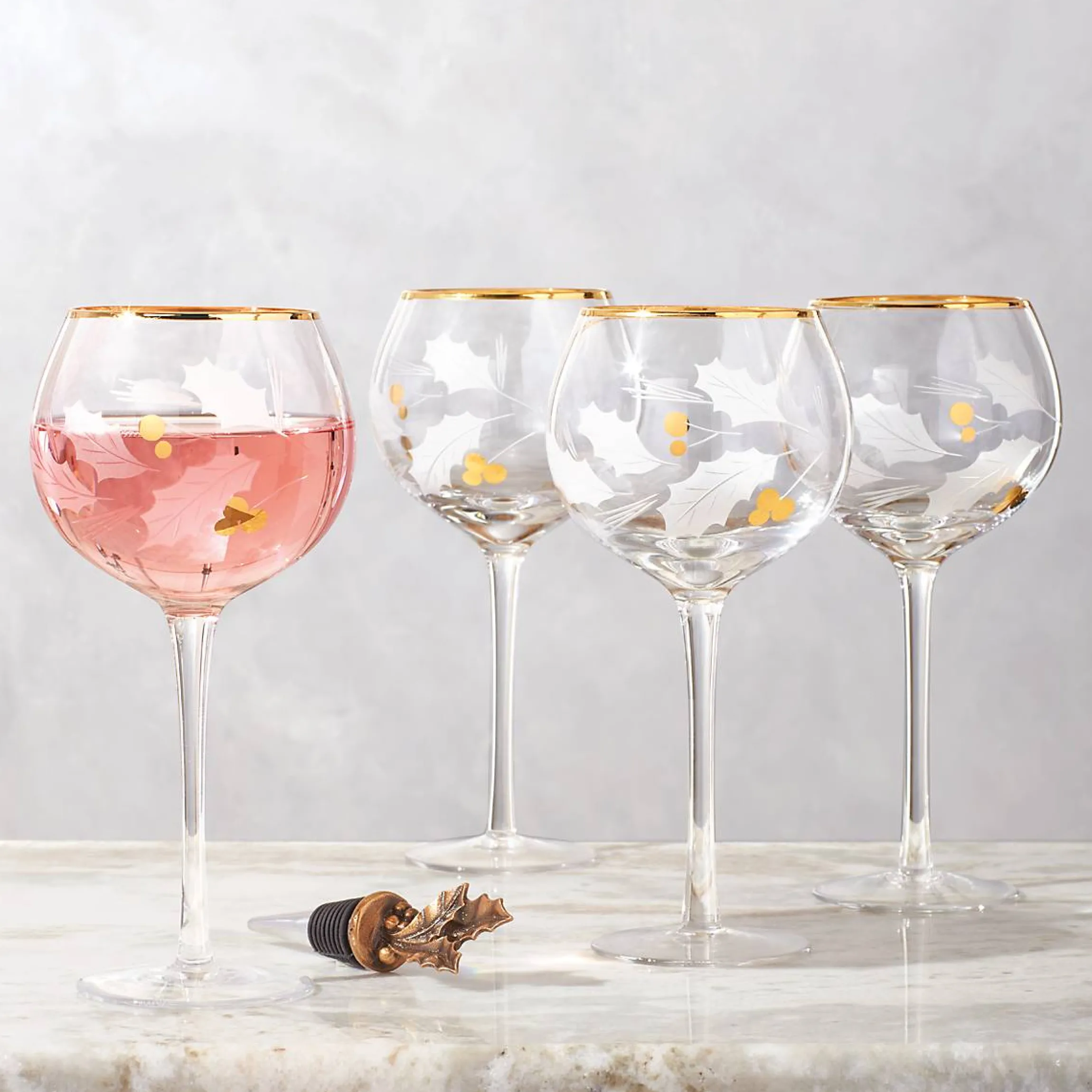 Holiday Gold Balloon Glasses, Set of 4