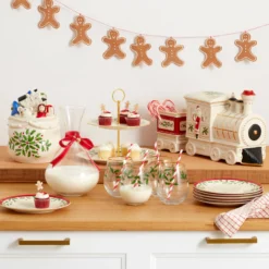 Holiday Train 5-Piece Serving Set