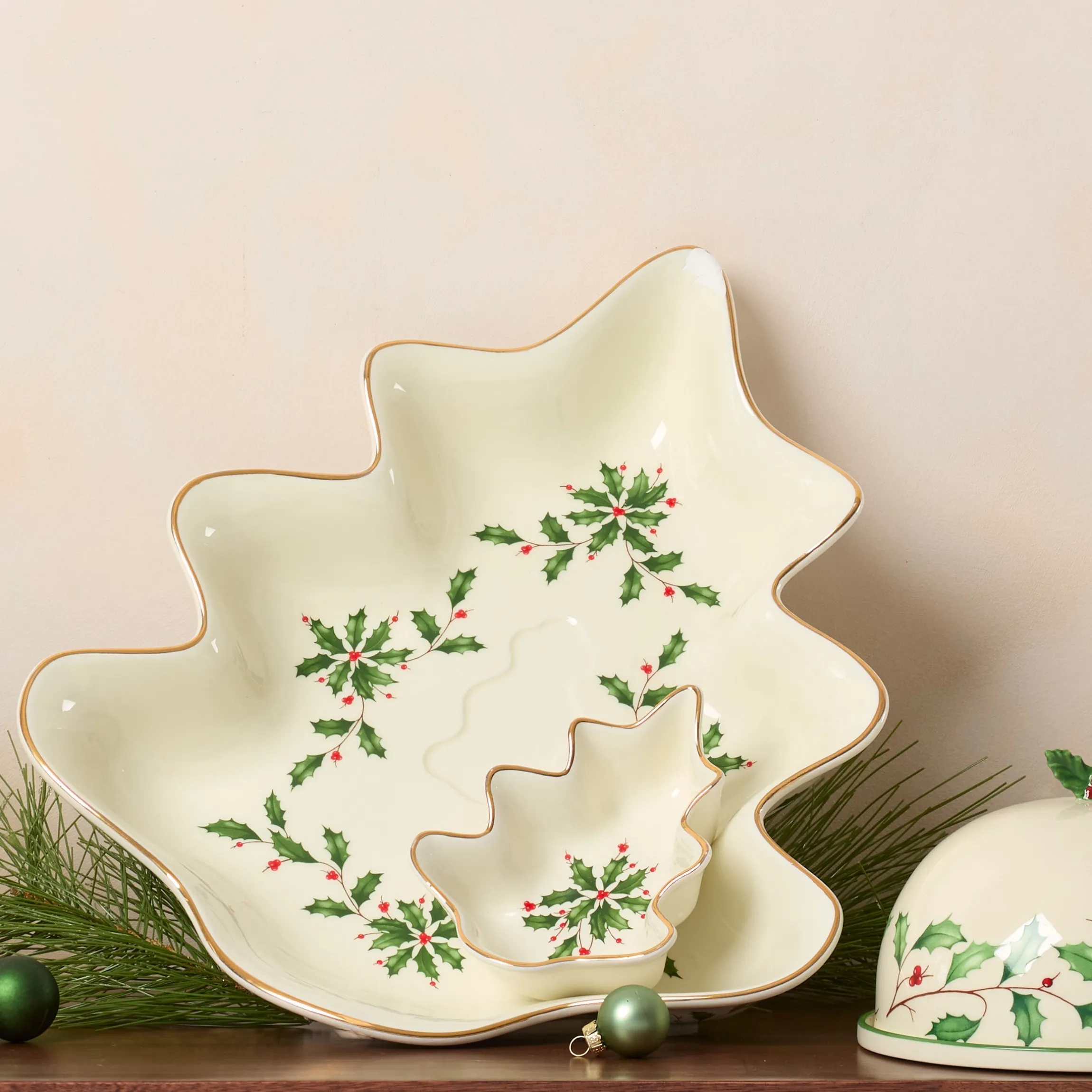 Holiday Tree Chip & Dip Set