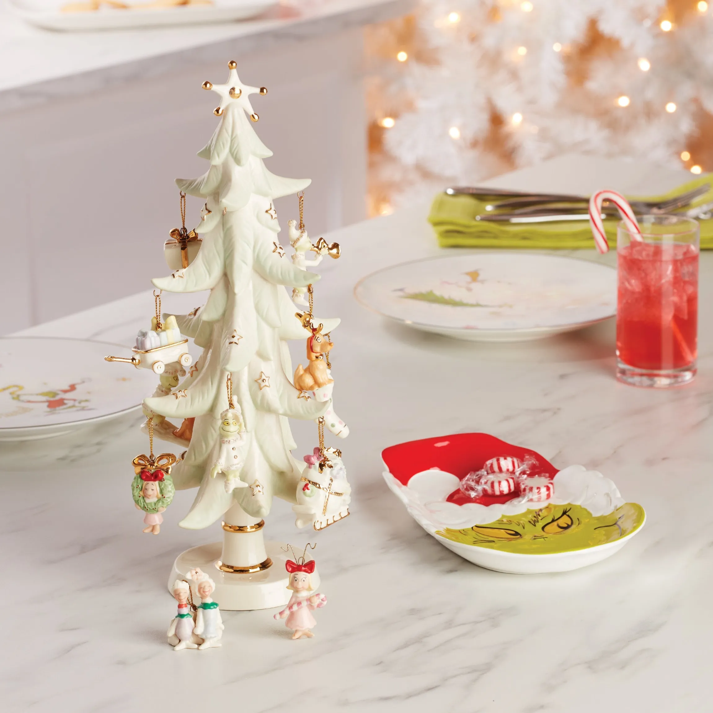 How The Grinch Stole Christmas 12-Piece Ornament & Tree Set
