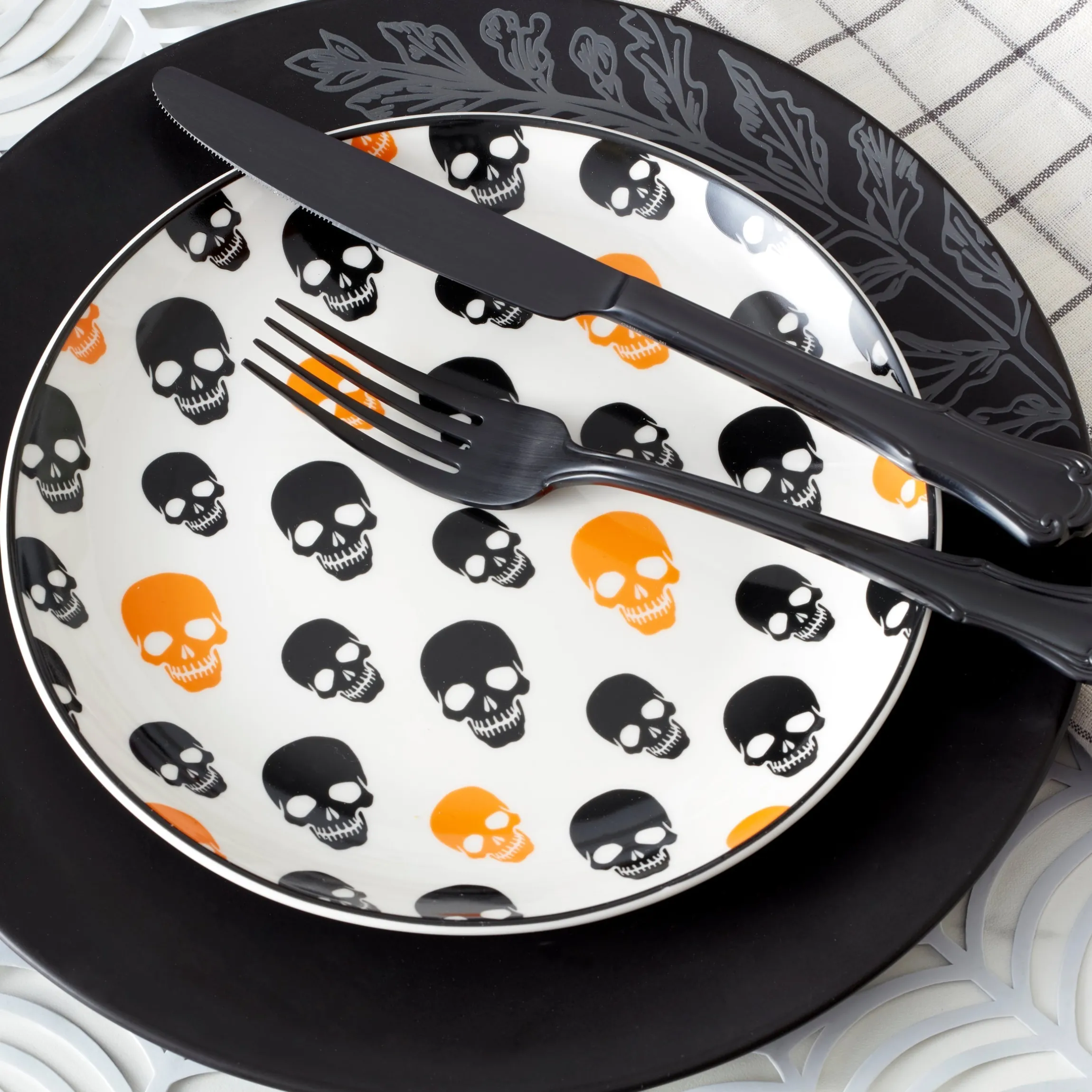 James Street Black Satin 20-Piece Flatware Set