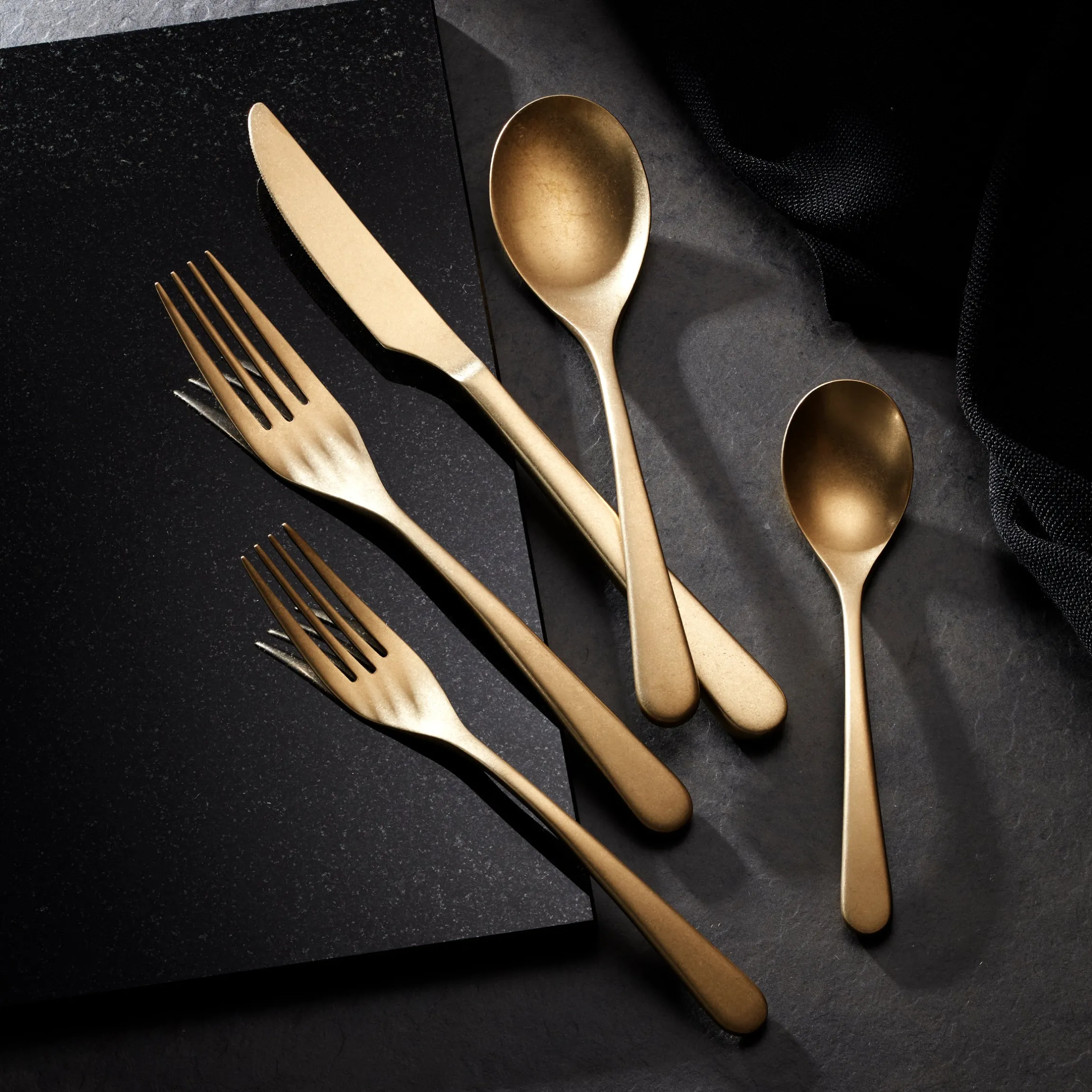 Kenbrook Champagne Vintage 20-Piece Flatware Set