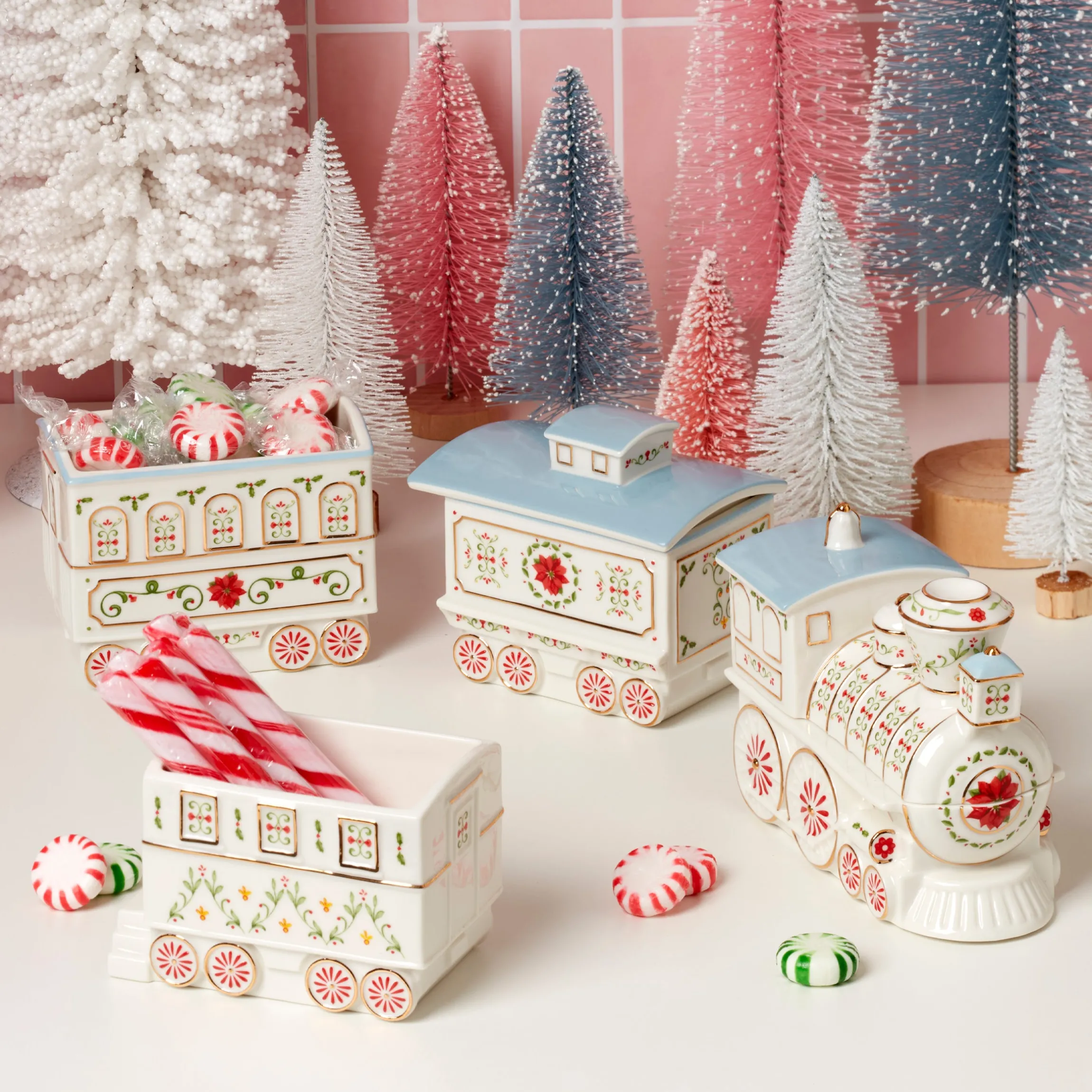 Lenox Holiday Village Christmas Train Server