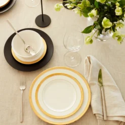 LX Collective White 12-Piece Dinnerware Set