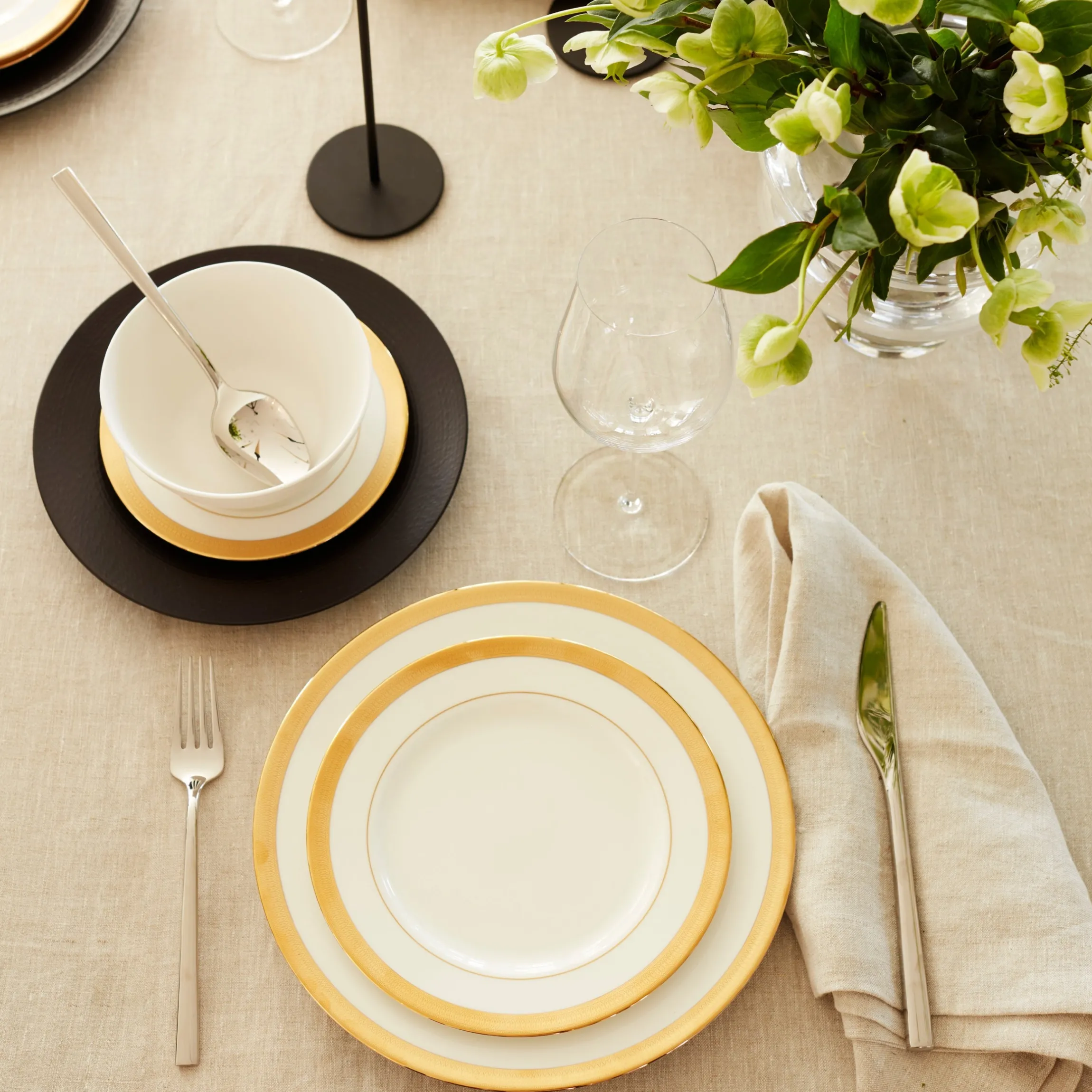 LX Collective White 12-Piece Dinnerware Set