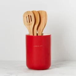 Make it Pop Apple Crock with Servers