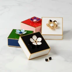 Make It Pop Black & White Floral Box