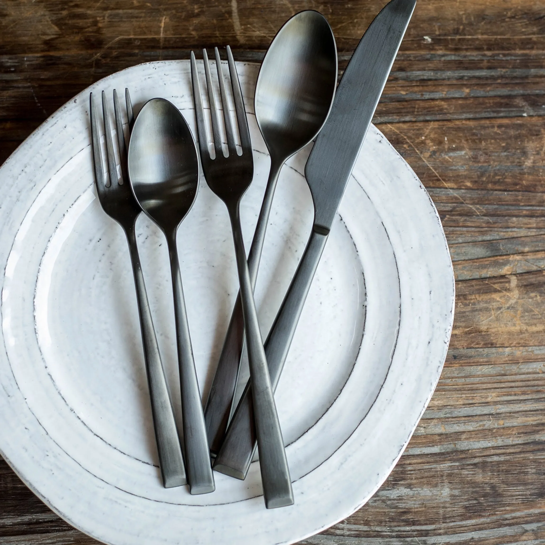 Marlise Black Satin 20-Piece Flatware Set
