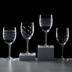 Mingle Wine Glasses, Set of 4