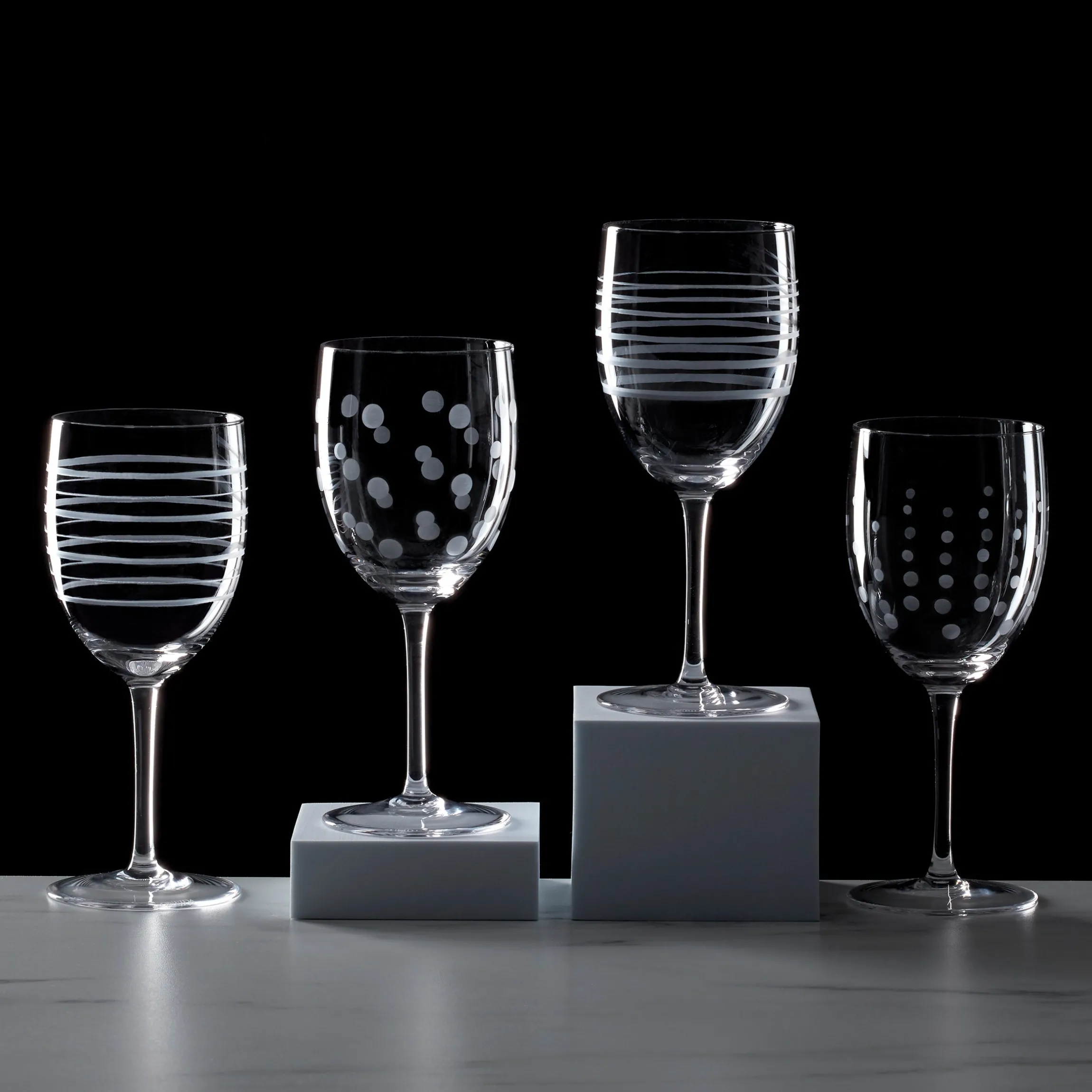 Mingle Wine Glasses, Set of 4
